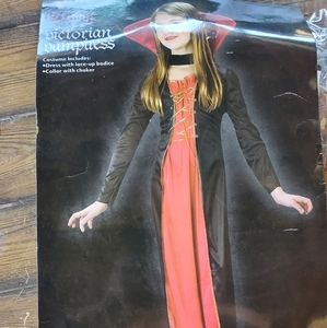 Girls Victorian vampire costume